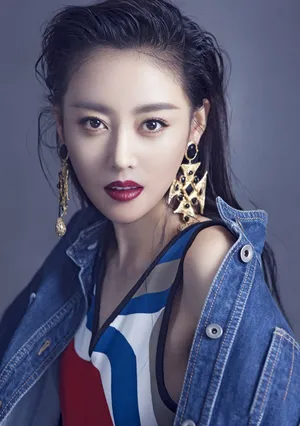 张天爱百变造型鬼马写真图片_5