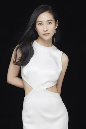 陶昕然最新纯白反季节写真图片