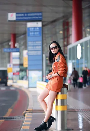 陶昕然机场街拍图片