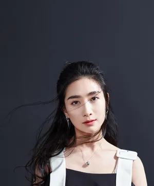 《ICON-F时尚画报》陶昕然高清写真图片：岁月静好_6