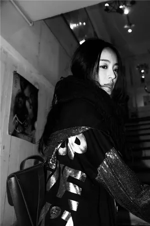 种丹妮优雅知性高清写真图片_11