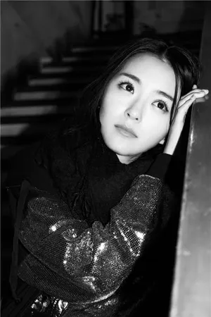 种丹妮优雅知性高清写真图片_13