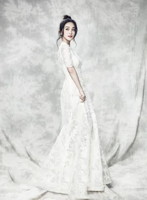 何泓姗唯美婚纱写真图片_7