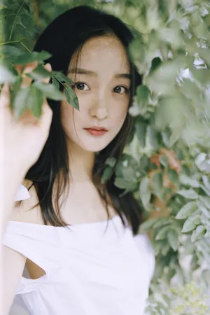 何泓姗胶片风格唯美写真图片_6