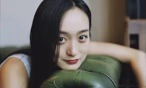 何泓姗胶片风格唯美写真图片_8