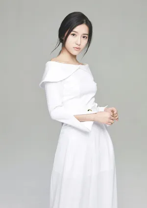苏青优雅迷人纯白写真高清图片_3