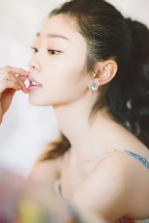 宋轶吊带裙清新性感写真图片