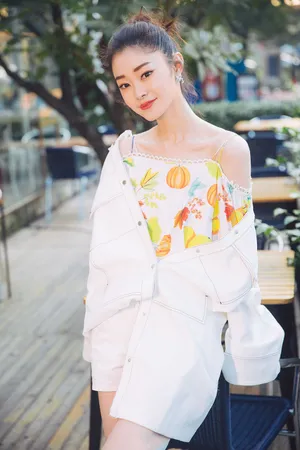 宋轶品牌代言清新少女写真图片