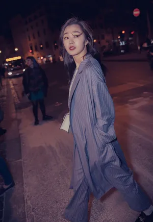 宋轶夜色迷人街拍图片_3