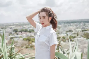 杜若溪白衬衫清新户外写真高清图片_3