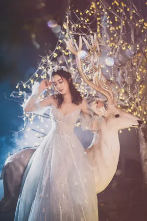杜若溪超美白纱裙艺术写真大片_3