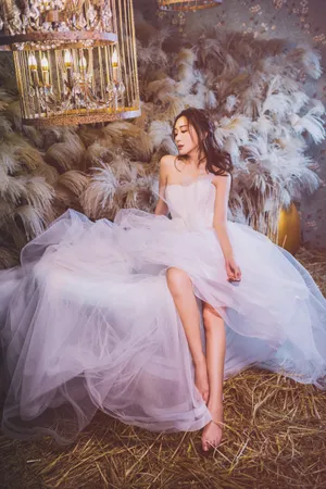 杜若溪白纱裙性感魅力杂志写真图片_4