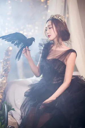 杜若溪白纱裙性感魅力杂志写真图片_8