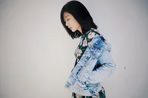 王真儿旅途中唯美养眼写真图片_5