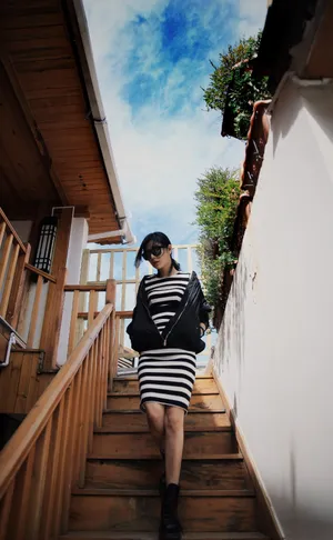 王真儿旅途中唯美养眼写真图片_7
