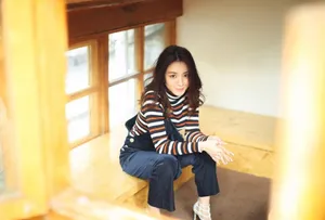 王晓晨最新慵懒随意写真图片_2
