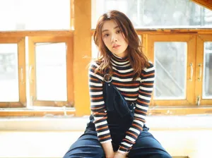 王晓晨最新慵懒随意写真图片_4