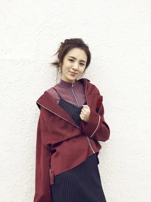 美女演员王晓晨时尚街拍高清图片_2