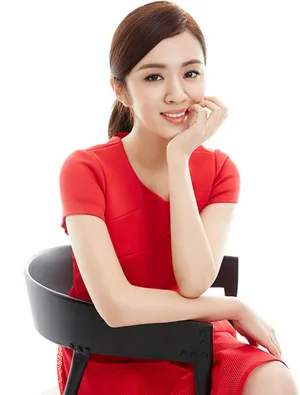 王晓晨美丽迷人时尚杂志封面图片_6