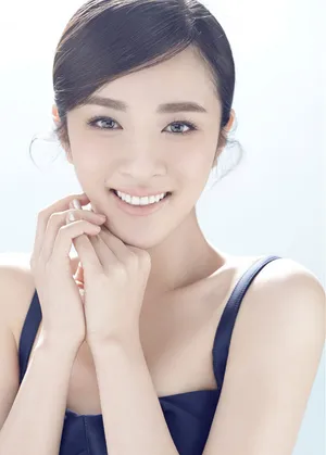 王晓晨清新甜美夏日写真高清图片_1