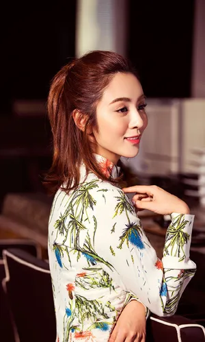 王晓晨可爱俏皮时尚写真高清图片_2