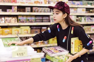 孟子义可爱吃货生活照高清图片_6