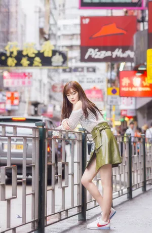 孟子义香港清爽街拍图片