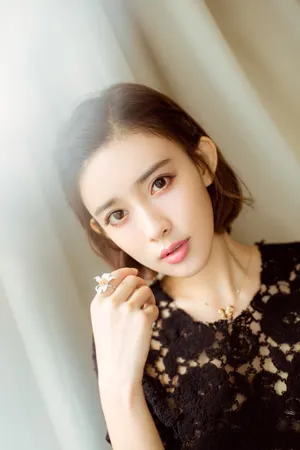 孟子义慈善活动礼服写真图片_2