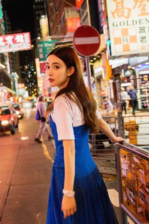 孟子义夜晚街头唯美时尚写真图片