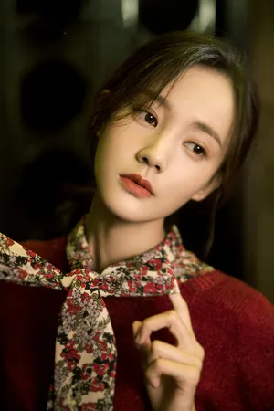 李一桐时尚写真图片