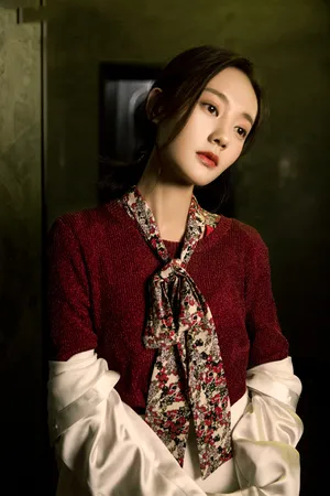 李一桐时尚写真图片_3
