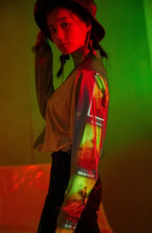 李一桐复古风光影写真大片