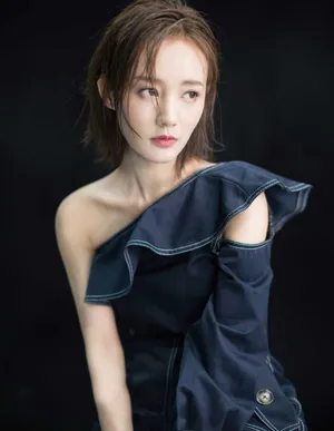 李一桐性感写真高清图片