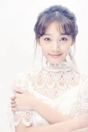 美女演员李一桐甜美可爱写真高清图片_3