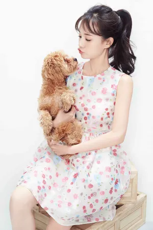 美女演员李一桐甜美可爱写真高清图片_5