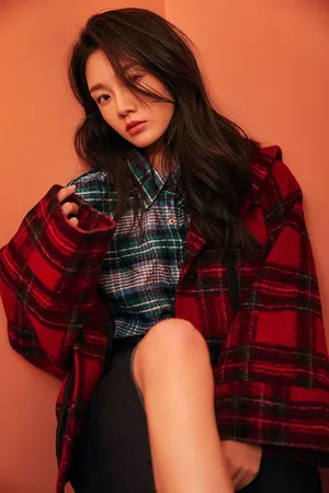 冯女郎苗苗最新时尚杂志写真高清图片_9