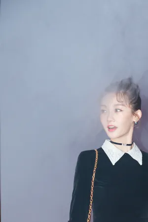 苗苗时尚晚会礼服写真图片_4