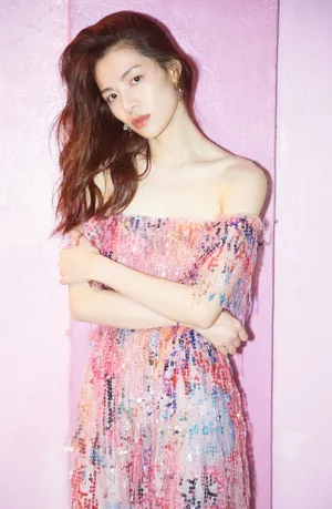 钟楚曦性感抹胸长裙迷人写真图片_7