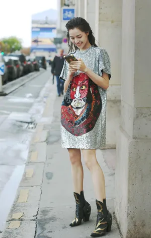 钟楚曦时尚潮流街拍高清图片_4