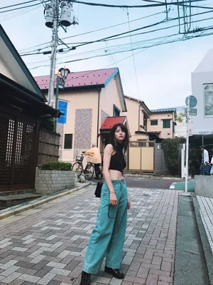 钟楚曦炫酷洒脱街拍图片_8
