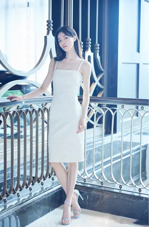 钟楚曦《芳华》发布会唯美迷人图片_9