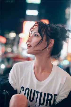张嘉倪最新纽约街头美照高清图片