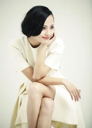 张嘉倪清新迷人写真高清图片