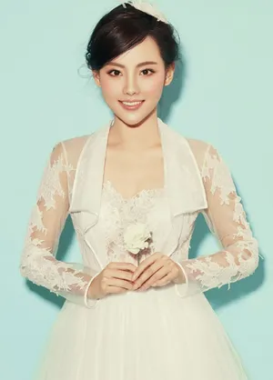 张嘉倪唯美性感婚纱写真高清图片_4