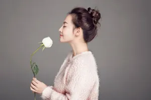 张嘉倪图片：早春清爽甜美很养眼_4