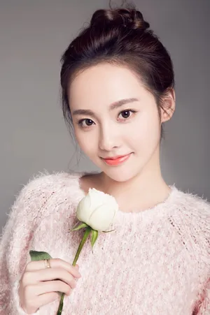 张嘉倪图片：早春清爽甜美很养眼_8