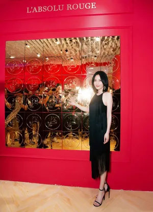 俞飞鸿流苏裙光彩照人写真图片_2