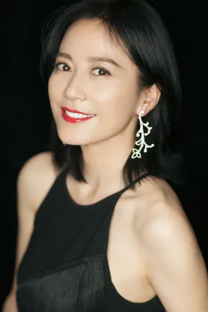 俞飞鸿流苏裙光彩照人写真图片_4