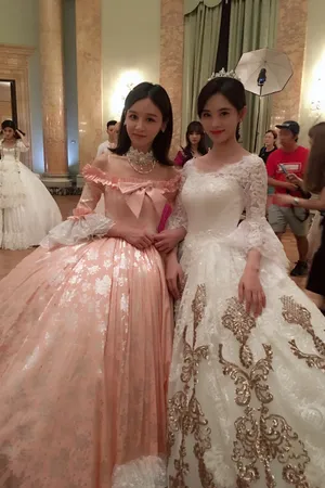 曾艳芬粉色公主裙活动写真图片_2