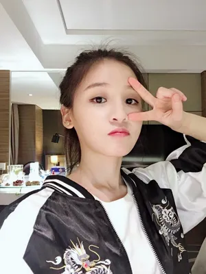 曾艳芬甜美可爱自拍图片曾艳芬写真图片